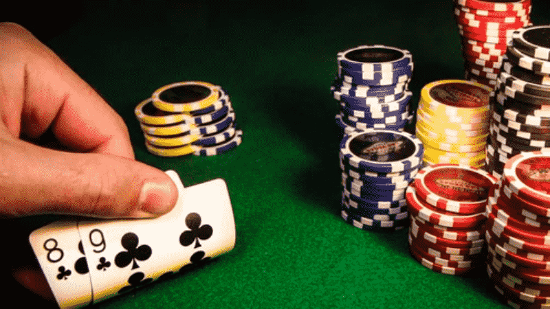 Bí quyết đặt cược trong poker để thắng lớn